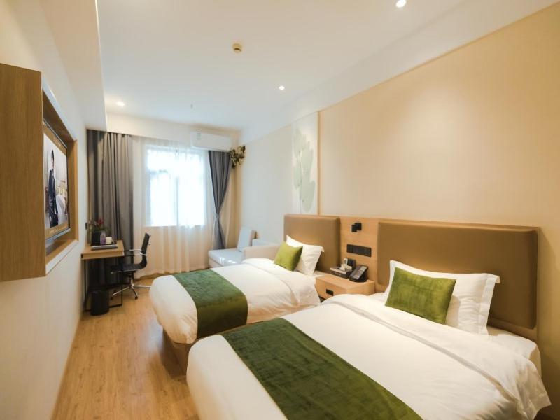 Greentree Inn Shanghai Huangxing Park Subway Station Express Hotel Exterior photo