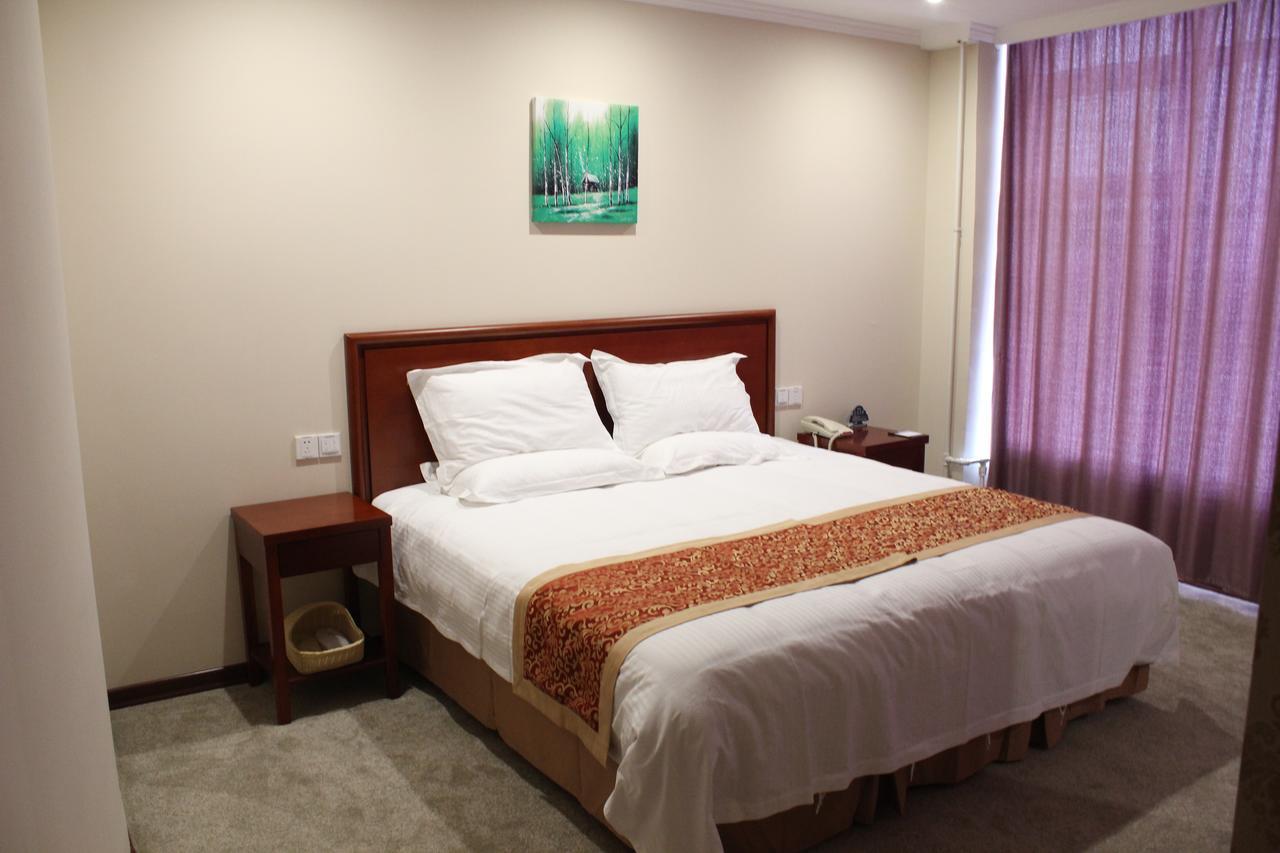 Greentree Inn Shanghai Huangxing Park Subway Station Express Hotel Exterior photo